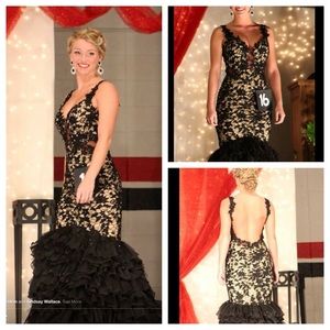 MacDuggal #61801R size 4 (tailor fitted)